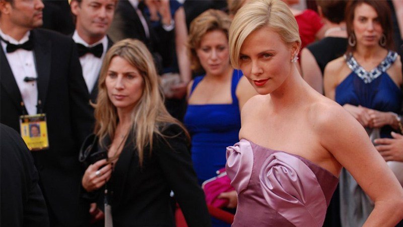 Charlize Theron: See How Her Red Carpet Style Has Changed welcomestyle.ru/heres-what-you…