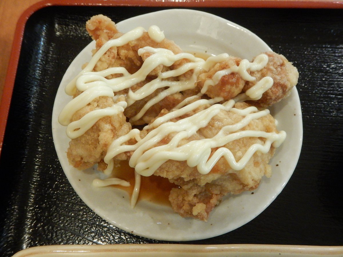A1satisfy's tweet photo. ブログを更新しました！
「大阪駅前第２ビルの台所や(だいどこや)！めちゃうまの地鶏タタキ定食！」
https://t.co/7SgyLLg7CS

#だいどこや #���所や #大阪駅前第２ビル #地鶏タタキ定食 #地鶏タタキ #鶏のたたき #おいしい #ランチ #梅田 #唐揚げマウンテン #唐揚げ #鶏の唐揚げ #マヨポン https://t.co/fC9qbVMri2