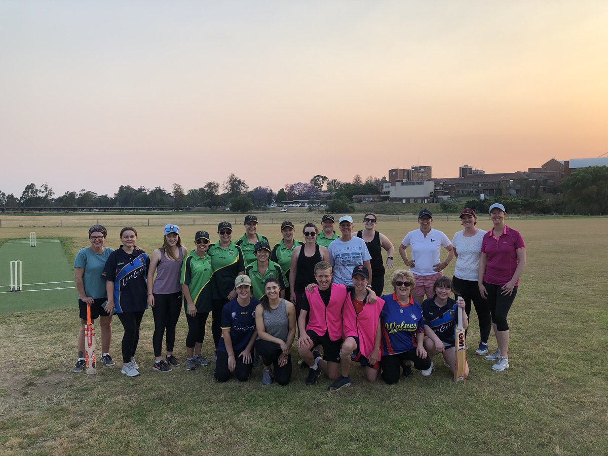 SharynBeck2's tweet photo. Massive weekend of women's cricket across the Greater Hunter with close to 170 ladies playing Sixers Social Womens Cricket @SixersBBL  @SixersWBBL #Newcastle #Singleton #Maitland #NelsonBay https://t.co/XlvrmniCYN