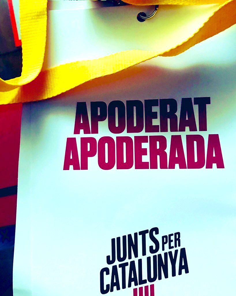 JuntsXCatSSTG's tweet photo. .@MontseCantinMas: L’única ocasió on em sentireu dir “Amunt Espanyol!” 😂😜 @FrontRoger @LauraBorras #Ensrepresenta #Apoderada @JuntsXCat @JuntsXCatSSTG https://t.co/fU8tkASKgo