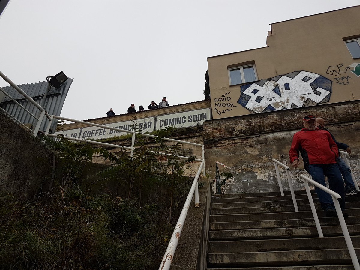 OmarGulan's tweet photo. Snikenskulle i Žižkov. #PrahaUpplevelse https://t.co/R7u889FBbp