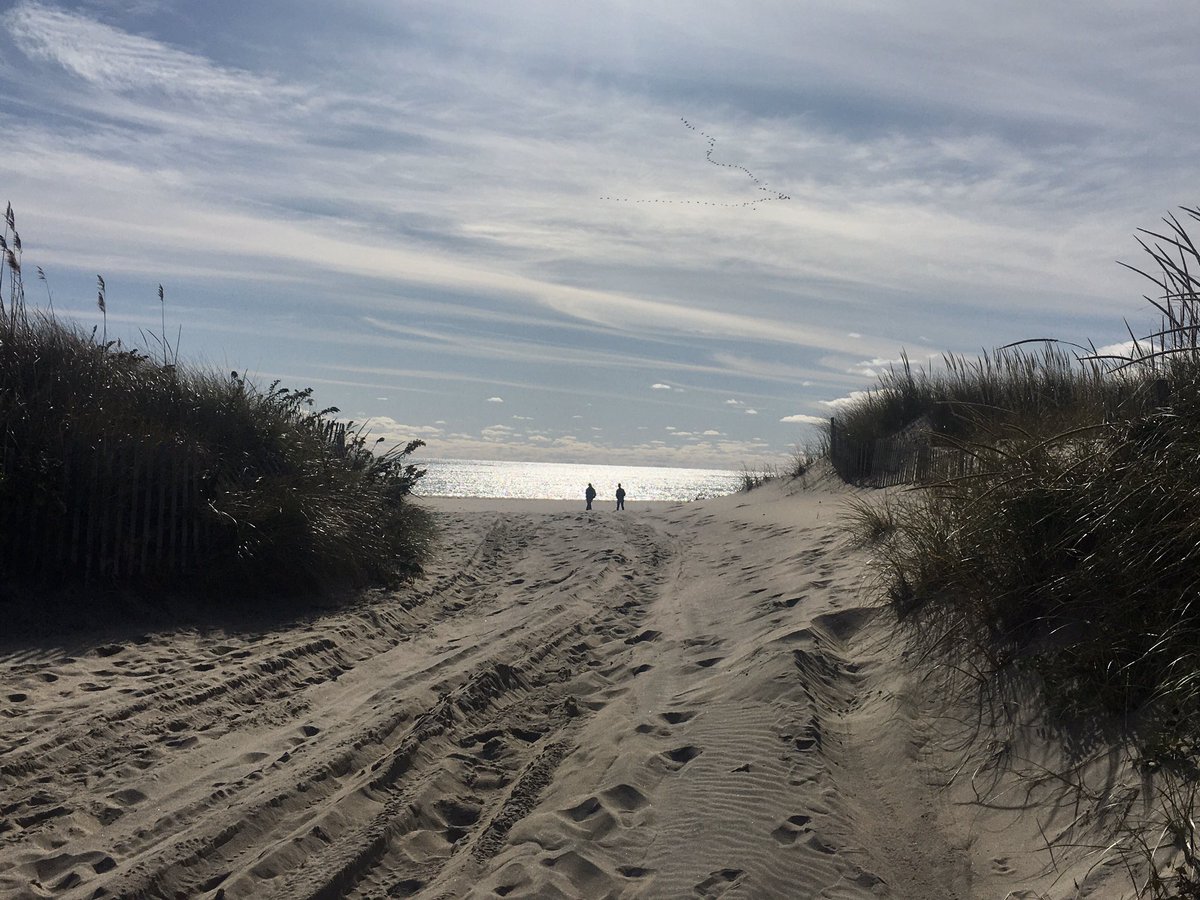 #saggmainbeach #sagaponack #bridgehampton #beach #sand #nevergetsold #coldweather