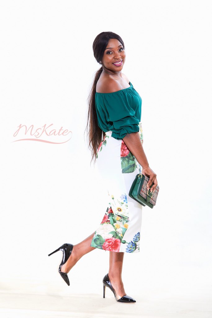 munyaedson's tweet photo. #RedMarketSunday
Ladies personalized shop @IncMskate
Handbags
Heels
Bandage Skirts
Jeans
Tshirts
Etc
Call or App : - 0774258234
#mskate https://t.co/gVPVkBZUgk