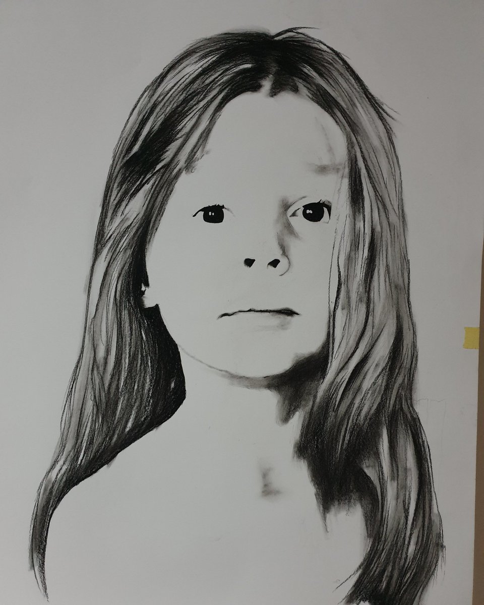 wagner_sylvio's tweet photo. Draw my little Princess with coal on A2 Paper...
S/W auch wenn Papa Farbe nehmen soll 🙈
Love you my Queen @nette001

#love #family #draw #scetch #coal #fabercastell #instaart #Monochrome #mindcoloring https://t.co/BDwlcBjMJ8