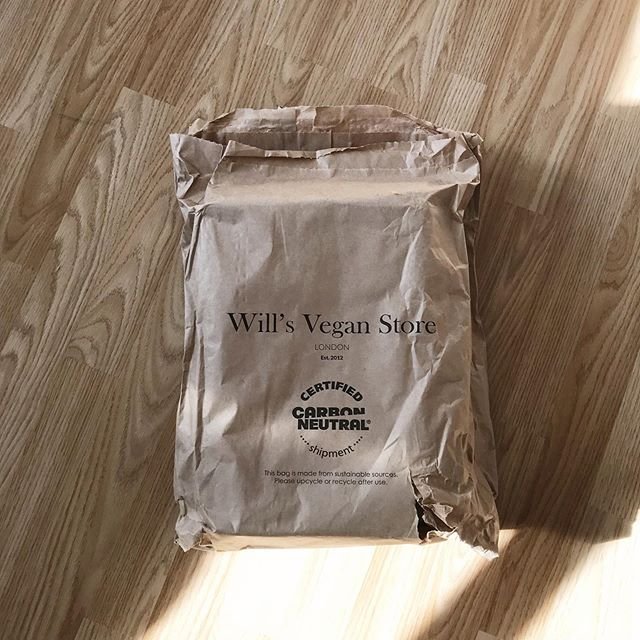WillsVeganStore's tweet photo. >>Hooray for this, @willsveganstore 🙌 no plastic packaging + carbon neutral shipment.<<
Smart Chelsea Boots here https://t.co/S25G0KOrNC…
@eenplekomteblijven
#sustainablefashion #veganfashion #makeapositivechoice https://t.co/BDKKdax91m