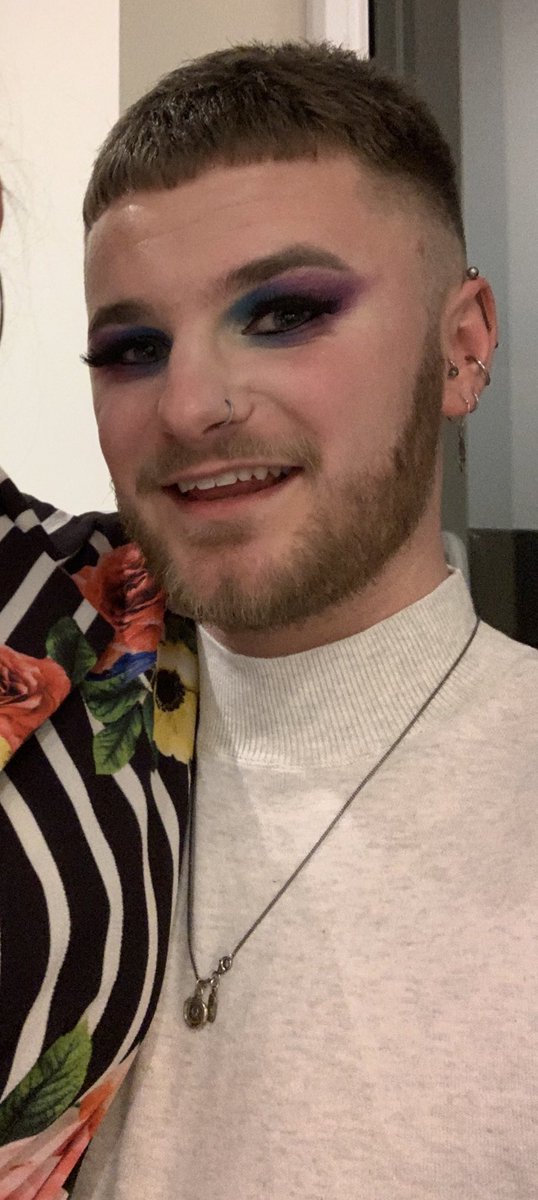 FriendJamiee's tweet photo. A guy in his 50’s bought me a drink in a straight bar last night.

He said he wanted to thank me for the work I’m putting in for future generations being able to express themselves how they chose.

He said he had massive respect for me being who I am. It literally made my night! https://t.co/fIRfjKdzhT