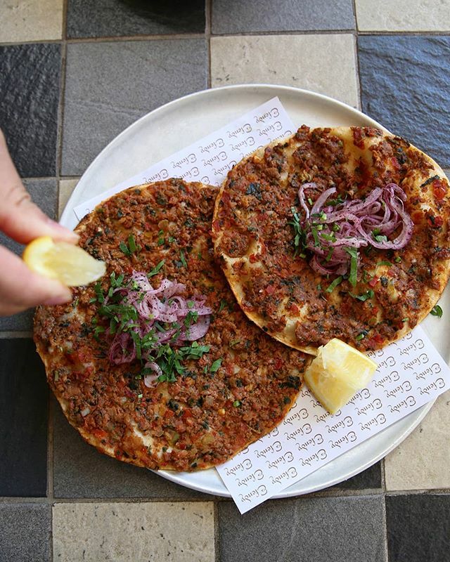 Cassandra Au tweet media