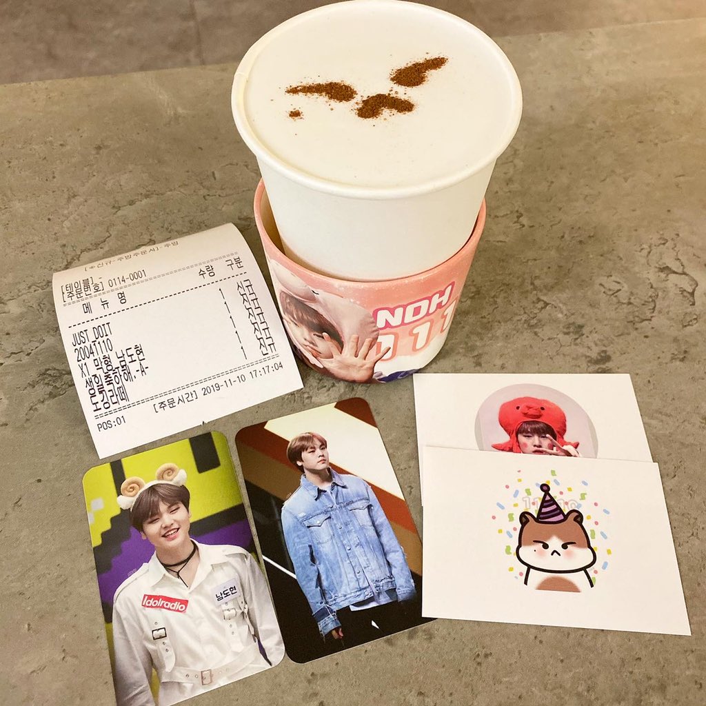 namnyami's tweet photo. 솔플이었지만 외롭지 않았다 도현이가 가득했기 때문에,,, 이벤트 시간에 맞추어 가서 배너까지 받구,,, 이것이 행복이지 😇 우리 대왕애기 생일  축하해 🐹🧡
#JUSTDOIT_남도현_HBD https://t.co/OFq19DFkuy
