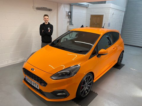 TCHarrisonFord's tweet photo. #HandoverTime!
Here's Luke Oakley picking up his brand new #FiestaSTPerformanceEdition from TCH Huntingdon! It was detailed by Lewis at #LDDetailing who said it was the best paint he's ever worked with!
@ld_Detailing #Detailing #FiestaST #PerformanceEdition https://t.co/Ynfs1Xd5sG