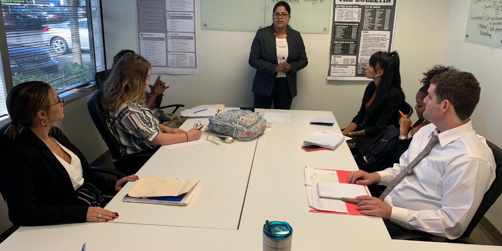 consult_firm's tweet photo. We plan our weeks as a team in order to ensure everyone achieves their goals.
#consultfirm #tampa #encouragement #BusinessStrategy #goalsetting #morningmeeting https://t.co/HPkNqMWFd9