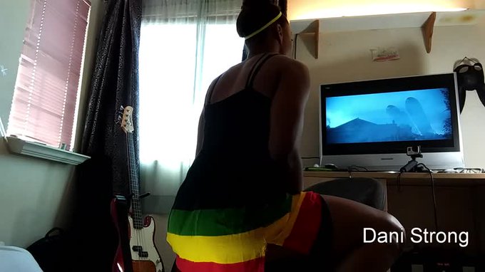 Just made a sale! gamer girl fucked playing ps4 | full https://t.co/PfjtAgIJaI #MVSales #MVBoys https://t<a href="/tag/mvsales"class="tags"><span>#mvsales</span></a><a href="/tag/mvboys"class="tags"><span>#mvboys</span></a>