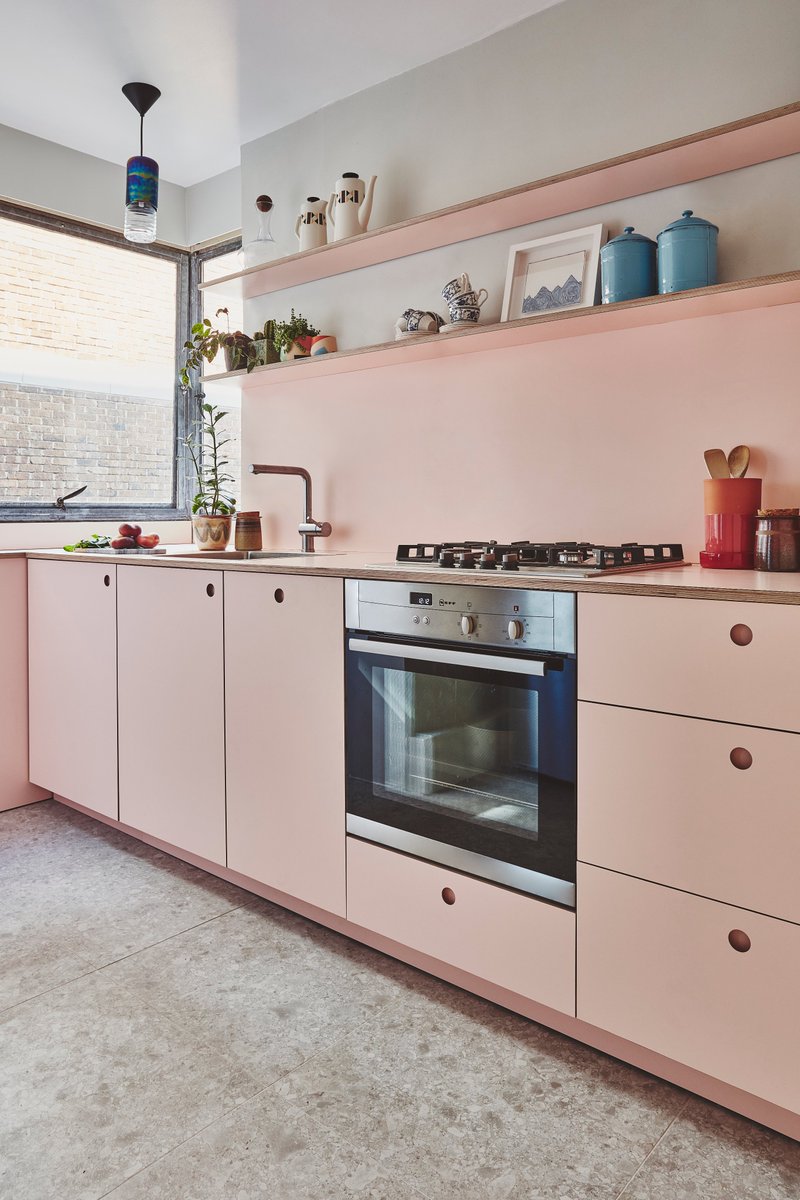 Kat_Burroughs's tweet photo. Simple and functional, in modest materials. Robust and unadorned. No frills, zero fuss. Read about the way utility chic is quietly infiltrating our interiors @TheSTHome https://t.co/DOfLqYh5zj https://t.co/wobfFhYFj7
