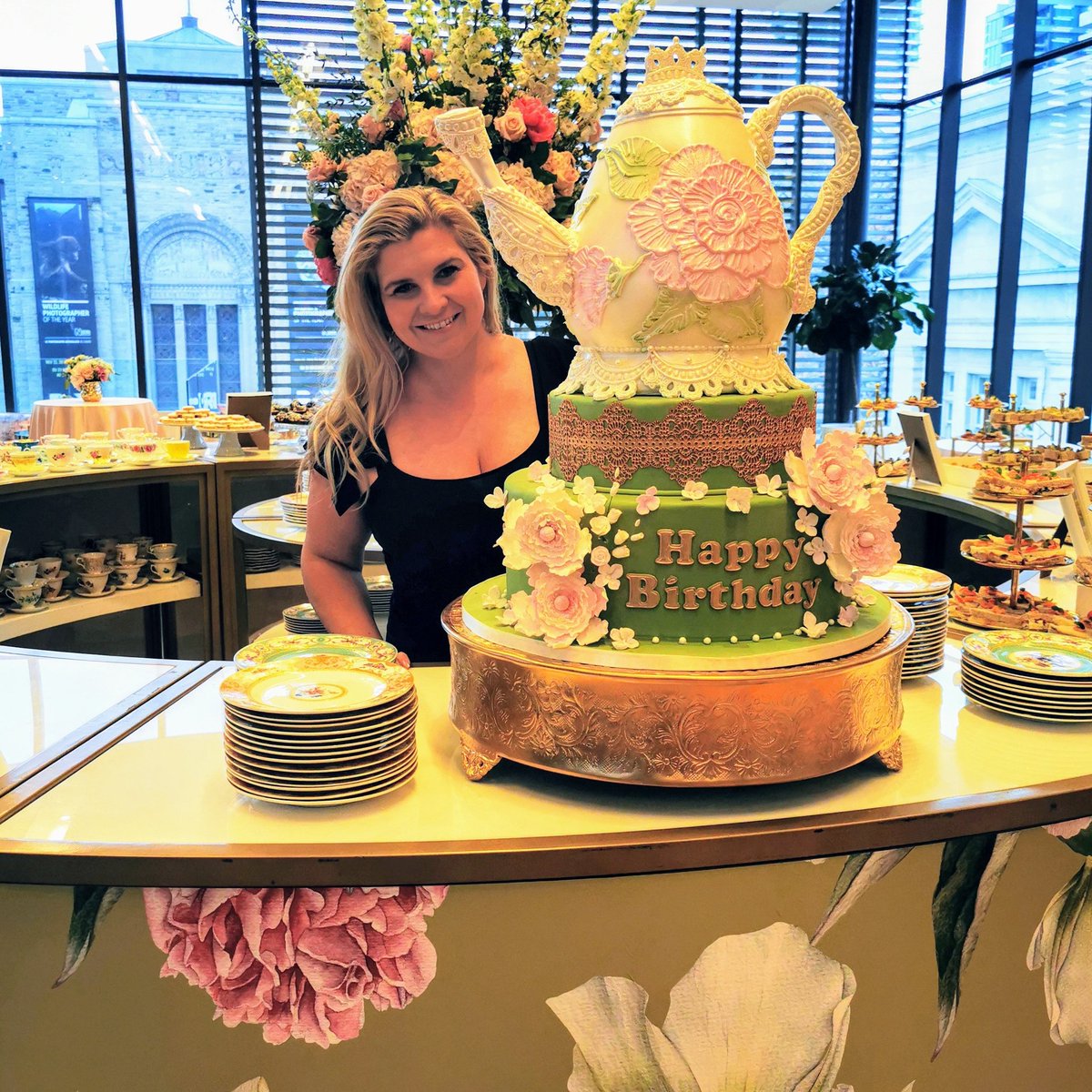 Yesterday I worked a long birthday day to create magic for others! HUGE TEA POT CAKE FOR ELIZABETH DOWDESWELL THE CURRENT LIEUTENANT GOVERNOR OF ONTARIO @LGLizDowdeswell
