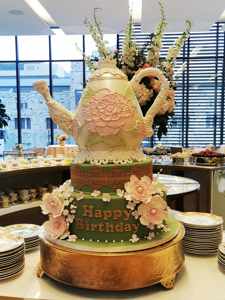 Yesterday I worked a long birthday day to create magic for others! HUGE TEA POT CAKE FOR ELIZABETH DOWDESWELL THE CURRENT LIEUTENANT GOVERNOR OF ONTARIO @LGLizDowdeswell