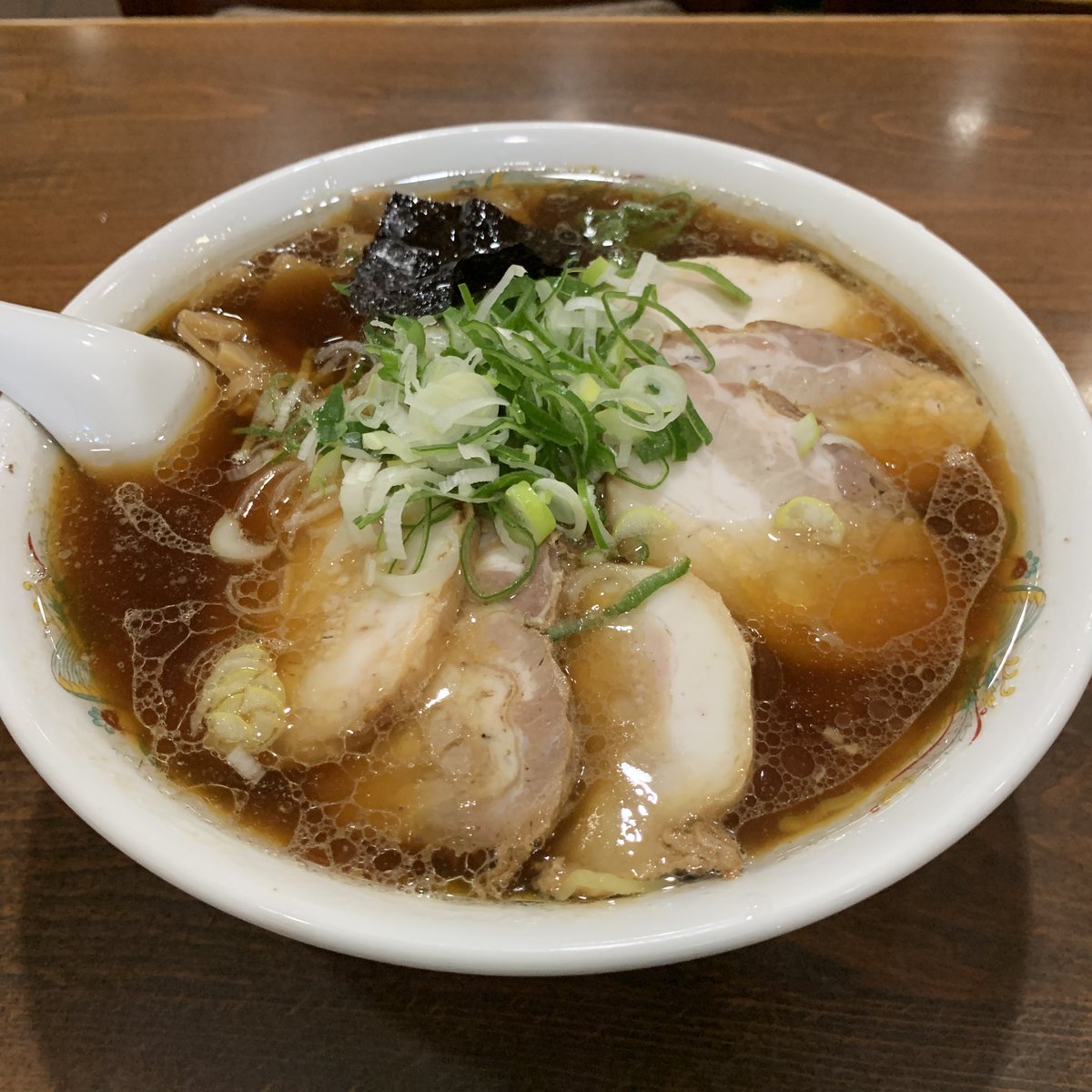 medium_river's tweet photo. 1人温泉旅♨️

夜中出発〜ネカフェ宿泊
翌朝、八幡平の松楓荘へ

帰りは盛岡市のたかみ屋で腹ごしらえ
満喫してきました😌

#スーパーカブ
#温泉
#バイク乗りと繋がりたい https://t.co/GBkpxrq6jp