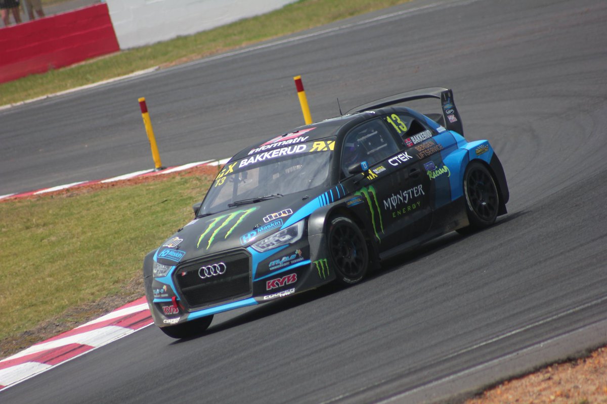 Boostsafrica's tweet photo. @MonsterEnergySA #rxcartel Homies @AndreasBakkerud & @LiamDoran33 comin' at the @FIAWorldRX
#boostsa #monsterenergy #audi https://t.co/77lGFmZvUK