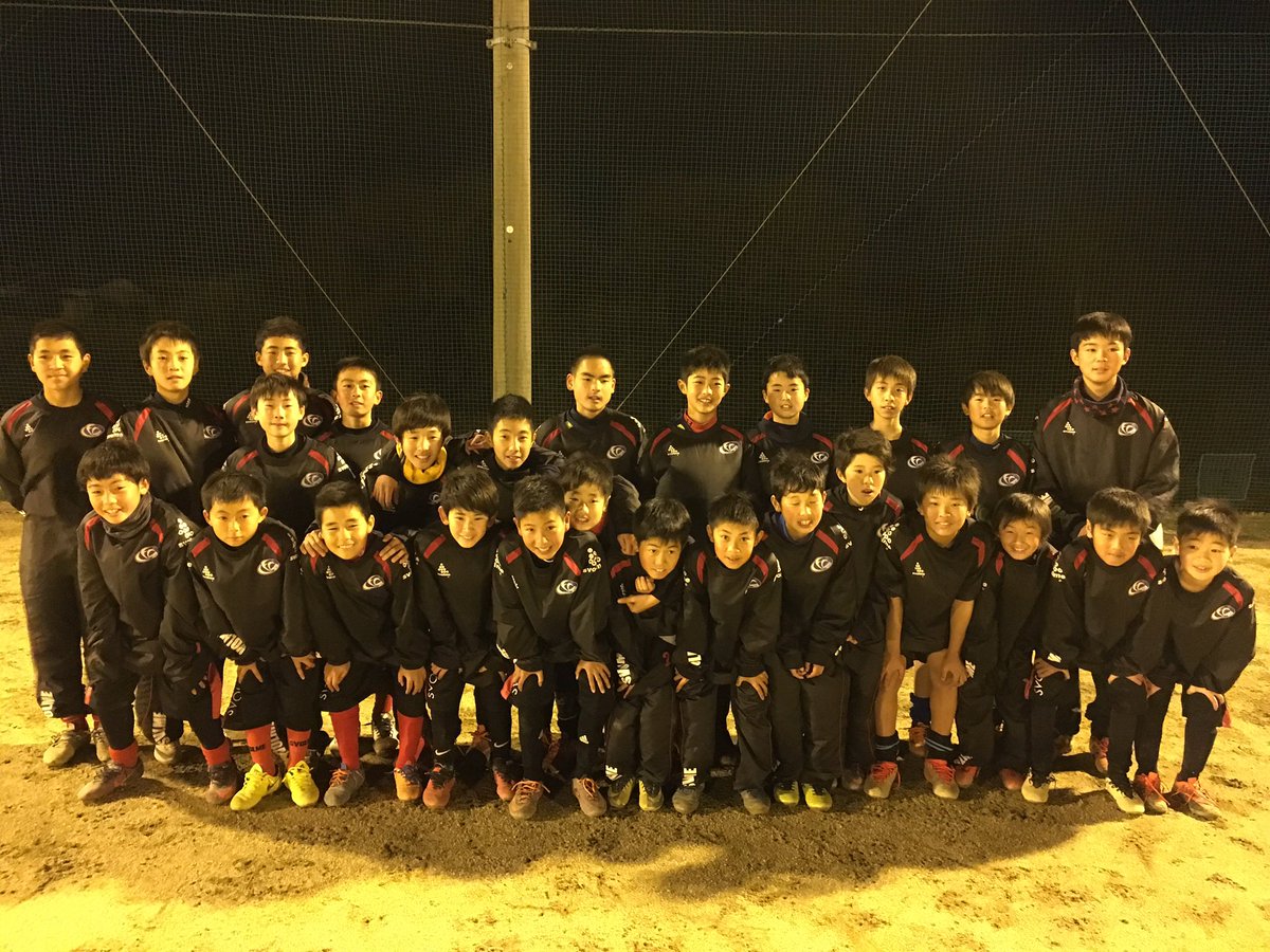 tetsuafc1121's tweet photo. 初めて担当としてもった学年が今日で引退します。
本当に3年間お疲れ！そしてありがとう！
お前ら好きだ！ https://t.co/Y0yxzPXhbu