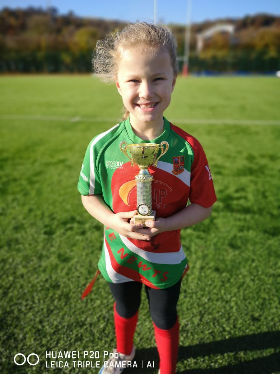 Congratulations to Iwan Thomas POM and Poppy clubperson for their awards today great efforts and very well deserved 👌🦎