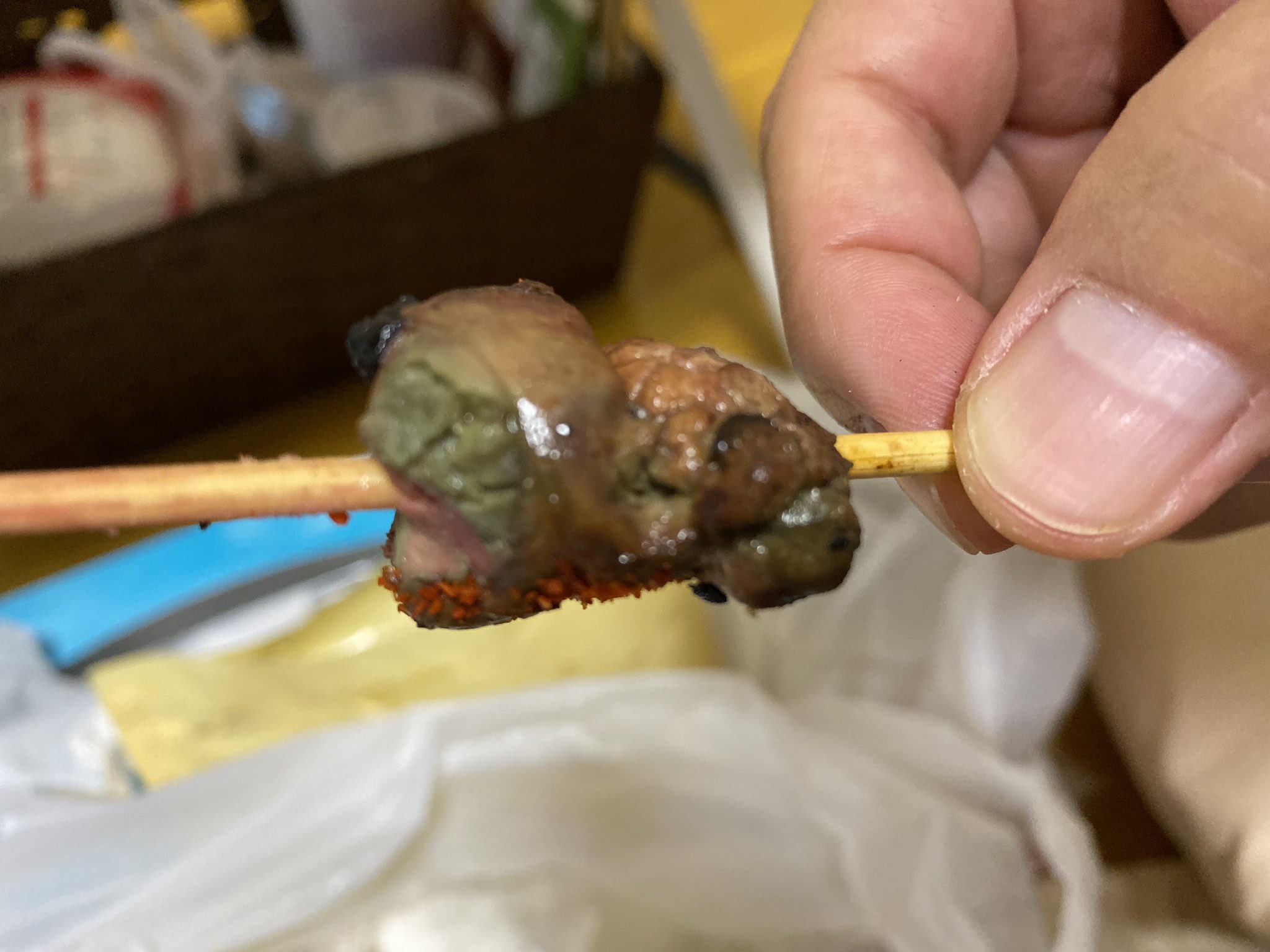 黄桜ルンパッパ レバーの胆嚢の部分は なるべくとってから 焼いて欲しい 無害だけど 食欲なくす 焼き鳥大将 高円寺 T Co W1oqinm3nu Twitter