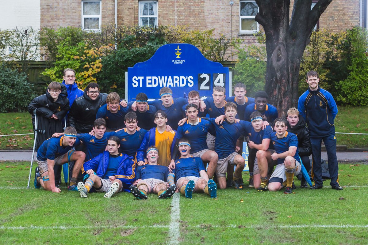 A victorious outing on Saturday against Stowe. Well done to all the boys in horrendous conditions. @TeddiesOxford <a href="/TeddiesSport/">St Edward's Sport</a>