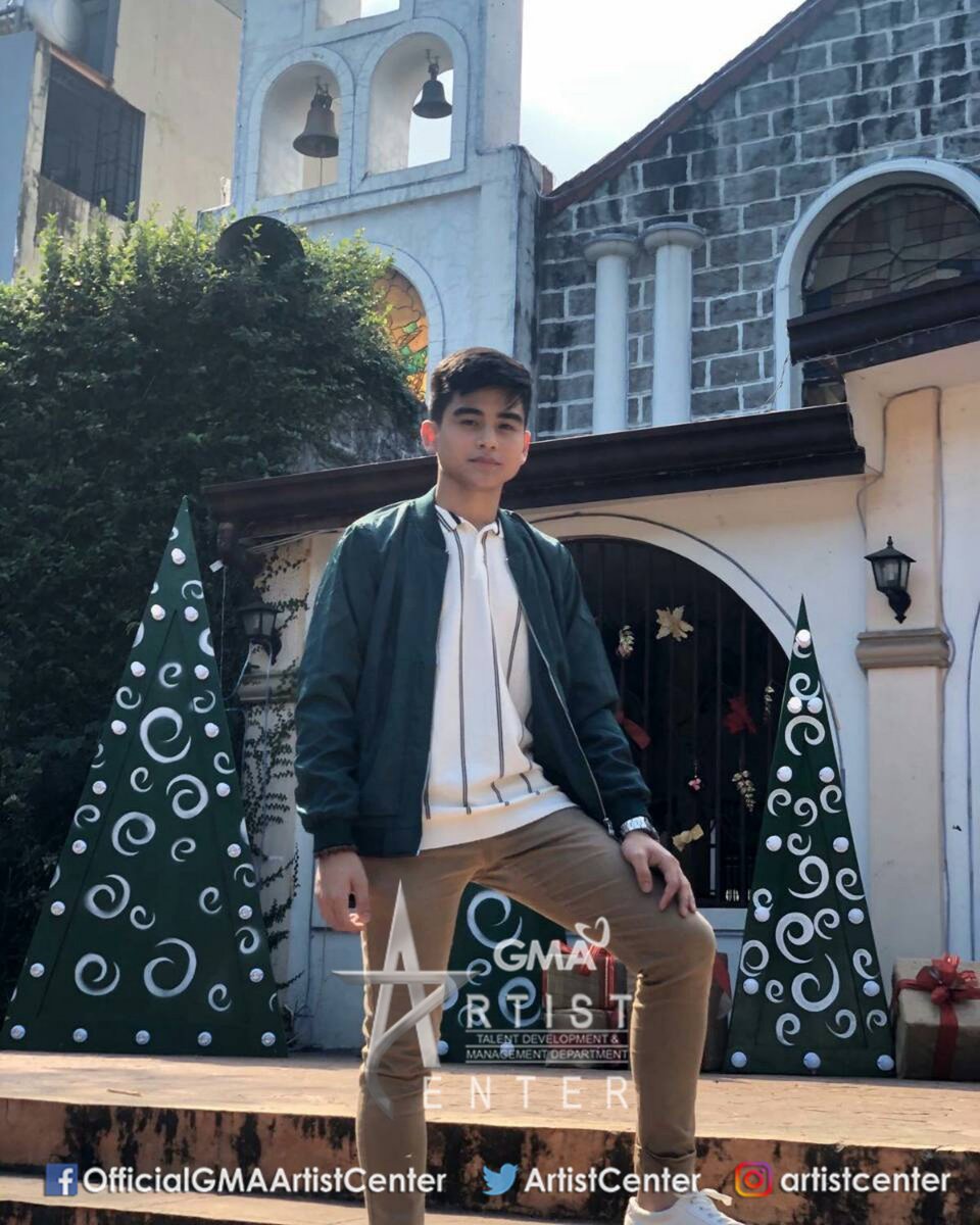 Sparkle_GMA's tweet photo. #PrimaDonnas star #WillAshley (@WillAshley05) on the set of the GMA Christmas ID shoot, na mapapanood niyo na ngayong gabi sa Kapuso Mo, Jessica Soho! #LoveShines https://t.co/rEhdxS1nii