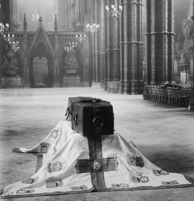 The Unknown Soldier grumpysletters.wordpress.com/2019/11/10/the…