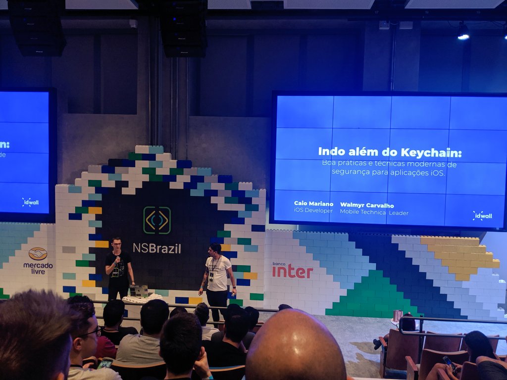 Helton_Isac's tweet image. Indo além do keychain com @walmyrcarvalho e Caio Mariano  #NSBrazil19 #iOS #AndroidDevBR