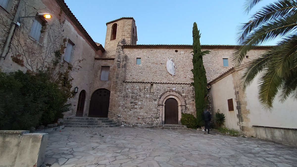 mostfestival's tweet photo. Avui el #MostFestival torna a #Torrelavit! Divendres #MostEdu, dissabte #MostalsCellers a @jeanleon1963 i @CellerPardas, i avui sessió de #cinema amb 'Històries del vi' i visita al Centre d'Interpretació de l'Aigua per conèixer els molins paperers de la vall del Bitlles. https://t.co/h6AJJNXdOp