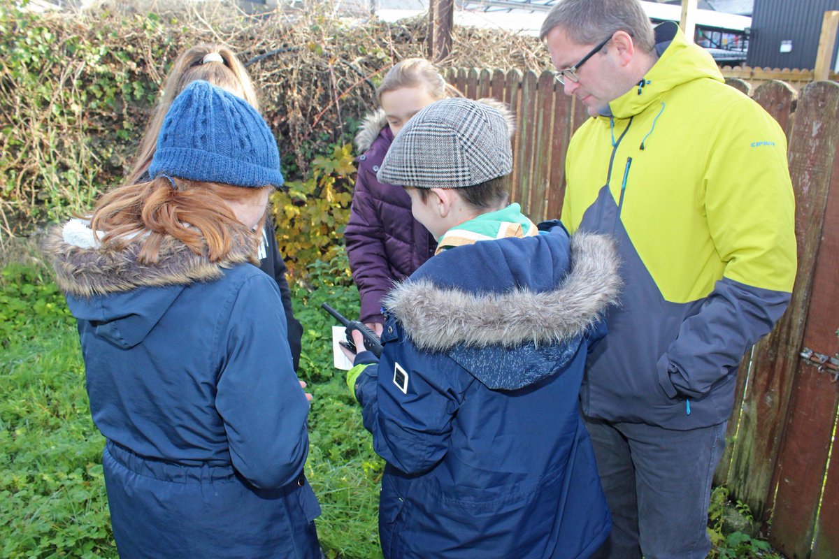 kforfitz_Wayne's tweet photo. Today 68 #Cubs from South Kildare #Scout County went on a Cub Leadership Day, were they completed team building & negotiations, radio comms, planning, & a presentation from Portlaoise Action To Homelessness (PATH) #ThisIsScouting #Volunteering #Scouting #Homelessness #Community https://t.co/lj4cM58jJe