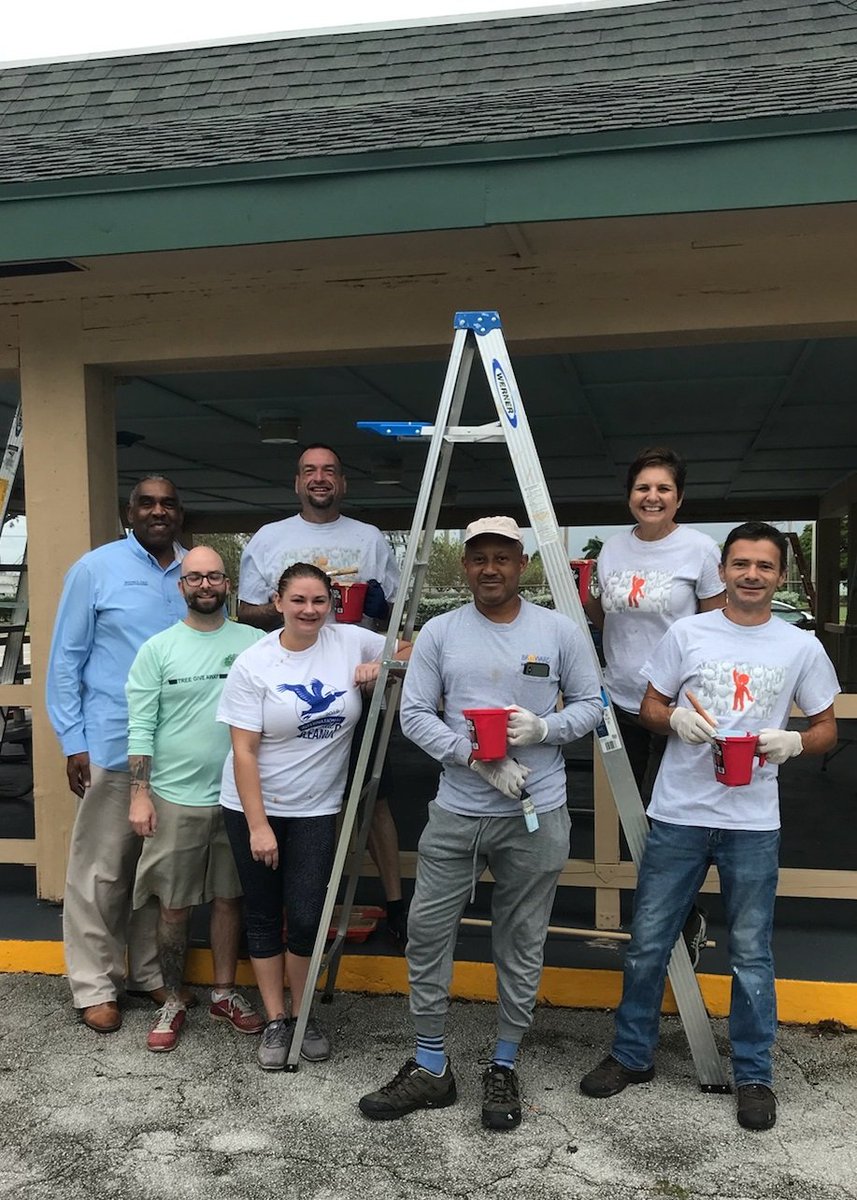 Tim Lonergan tweet media