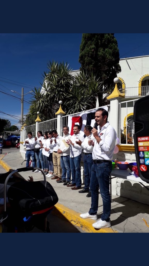 RamonFdzS's tweet photo. El día de ayer tuve la oportunidad de visitar la Junta Auxiliar de Sanctorum en el Municipio de Cuautlancingo , donde designe a @miguelcaniza29 Coordinador municipal de afiliación  y a @AbelRam22111194 Coordinador distrital de afiliación. @RSPPuebla @RSPorgMX https://t.co/a5Lr6tBi0Q