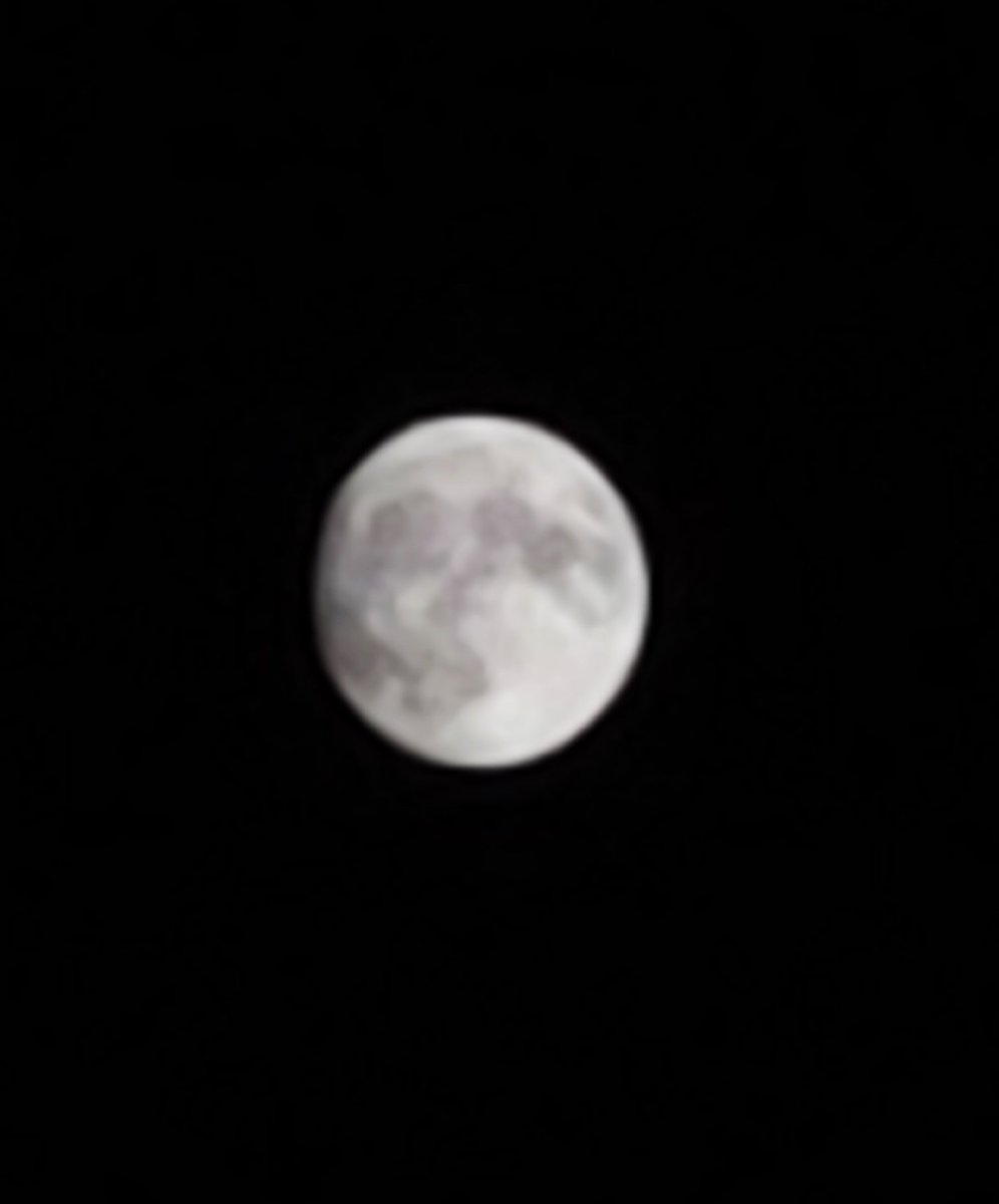mutinezih's tweet photo. #moon https://t.co/2JqT6cD63t