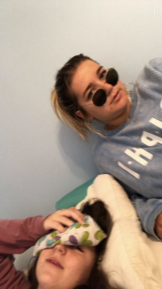 missing weekends in college with @kuhhlaireeee #young #wild #carefree #gococks #sunglassesinside #wearingsunglassesinbed