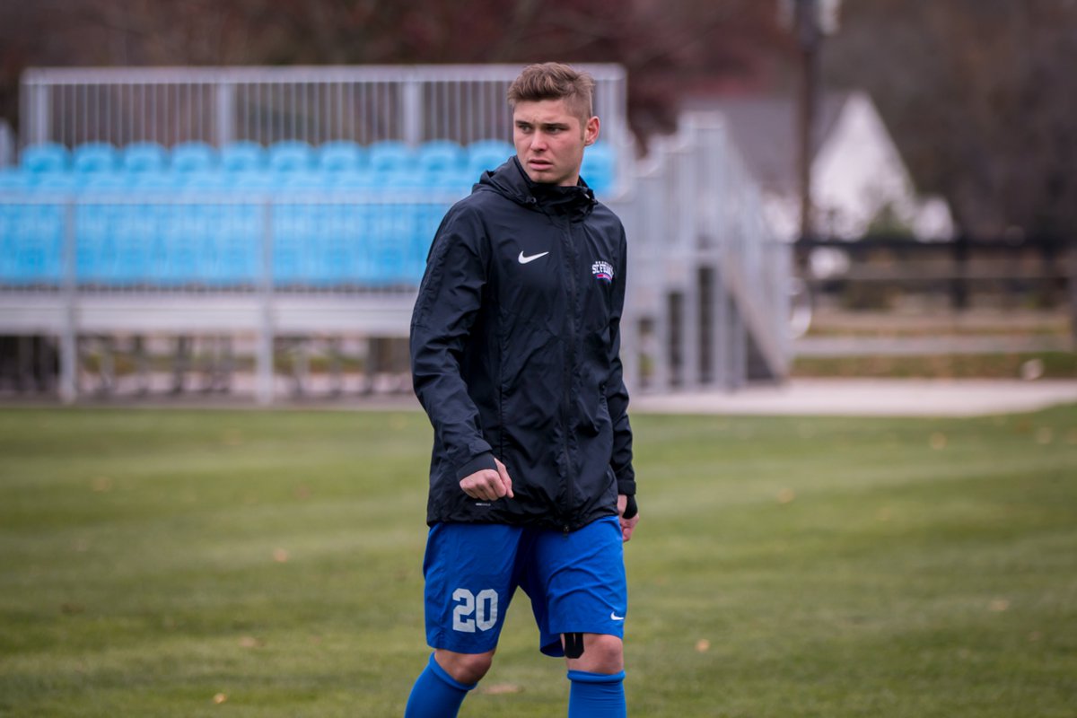 SFBKsoccer's tweet photo. Some pregame prep for today's match at LIU. 

#BrooklynTough | #SFBKMSOC https://t.co/zNNxxk5isy