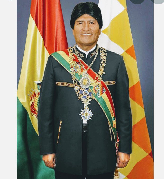 CubacooperaEcM2's tweet photo. Este es un gran presidente. 
#ElMundoConEvo
#NoAlGolpeEnBolivia
@evoespueblo
#NoAlGolpeEnBolivia
#ElMundoConEvo
#EvoPresidenteLegitimo
#EvoNoEstasSolo
#EvoEsPueblo
#NeoliberalismoNuncaMas
@CubacooperaEcM2
@CubacooperaEc
@CubacooperaCu
@DiazCanelB 
@embacuba_ecuad https://t.co/wZsxq2k8Qa