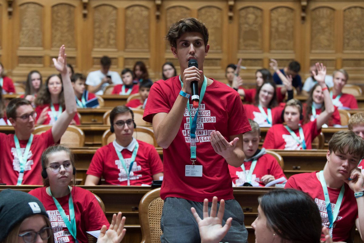 Jugendsession's tweet photo. La Session des jeunes 2019 est terminée. Merci ! Danke ! Grazie ! #juse2019
Communiqué en FR: https://t.co/GvHO334RrA
Medienmitteilung: https://t.co/Wx8v64PTi8
Communicato stampa: https://t.co/FpDmLTfbB0 https://t.co/GoLzY0hFpt