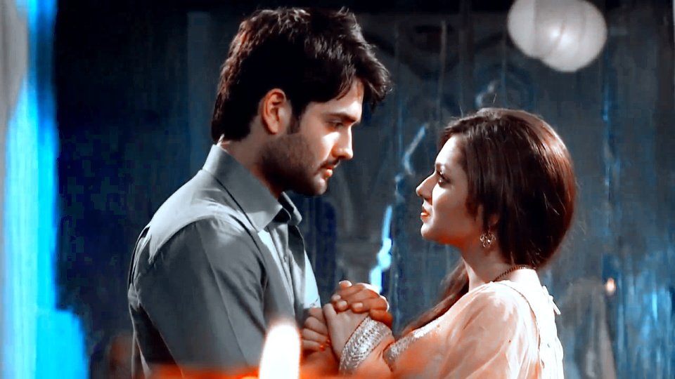 Nandini_KuNan's tweet photo. #DrashtiDhami #VivianDsena #Rishbala
#MadhubalaEkIshqEkJunoon https://t.co/nl1pSALYWW
