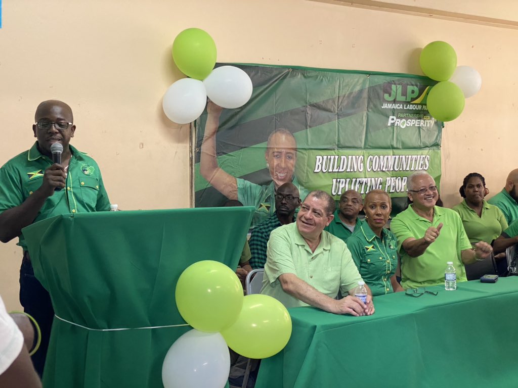 matthewsamuda's tweet photo. #AreaCouncilOne in full swing. @pcharlesjr addressing the meeting now! https://t.co/wMZNCYZXiJ