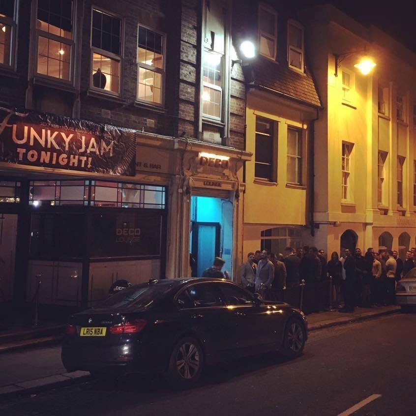 ❤️This December <a href="/FunkyJamUK/">FunkyJam❤️ SAT 14 DEC #Deco</a> bring the heat with a unmissable Christmas party! Saturday 14 Dec full info dropping soon🙌🎄
.
.
.
#decohertford #club #VIP #Greygoose #Bacardi #UKG #Garage #House #RnB