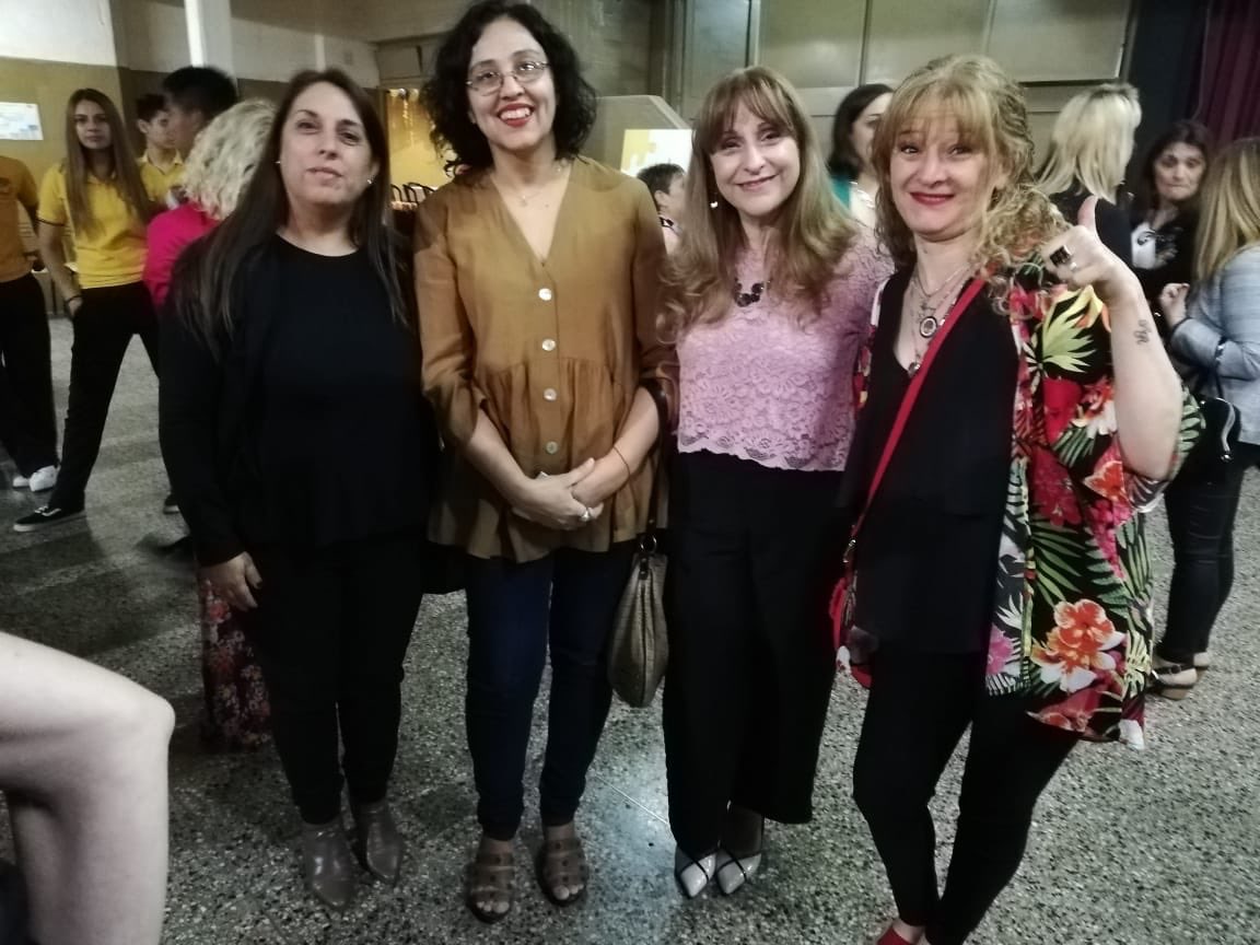 JDiegep's tweet photo. Celebración del 50 Aniversario del Colegio San Antonio de Padua - Nivel Secundario - Tres de Febrero. Felicitaciones a toda la comunidad educativa!!! @adriana_frega @JuanCruz_R @SecundariaDGCYE https://t.co/WoeeP0GNkZ