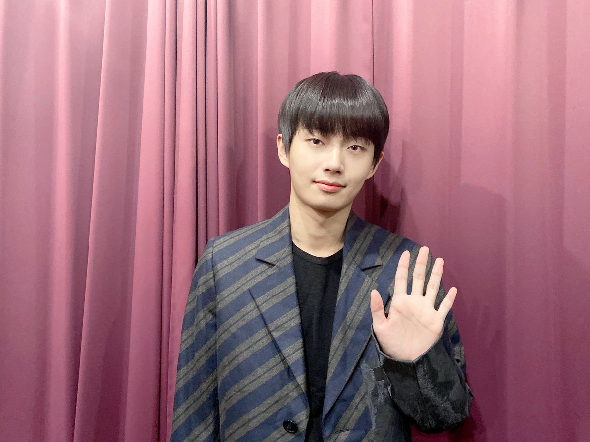 #JINLONGGUO 

本日は #G8_NUMBERGATE にて
｢JINLONGGUO 2019 OSAKA SEASON LIVE｣ にお越し頂き
ありがとうございます😊💫

明後日12日は1部 15:30~ 2部 19:00~
#G8NUMBERGATE 4Fで
当日券もありますのでお待ちして
おります☺️🎤

#キムヨングク
#김용국