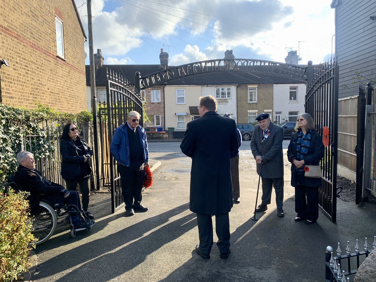qaisarabbasuk's tweet photo. We gathered in #WestThurrock memorial ground to remember those who sacrificed their lives for this country. The forum chair laid wreath on behalf of local residents &amp; a minute’s silence was also observed.

#RemembranceDay #RemembranceSunday #RemembranceDay2019 #LestWeForget https://t.co/M80ZFkVyZT