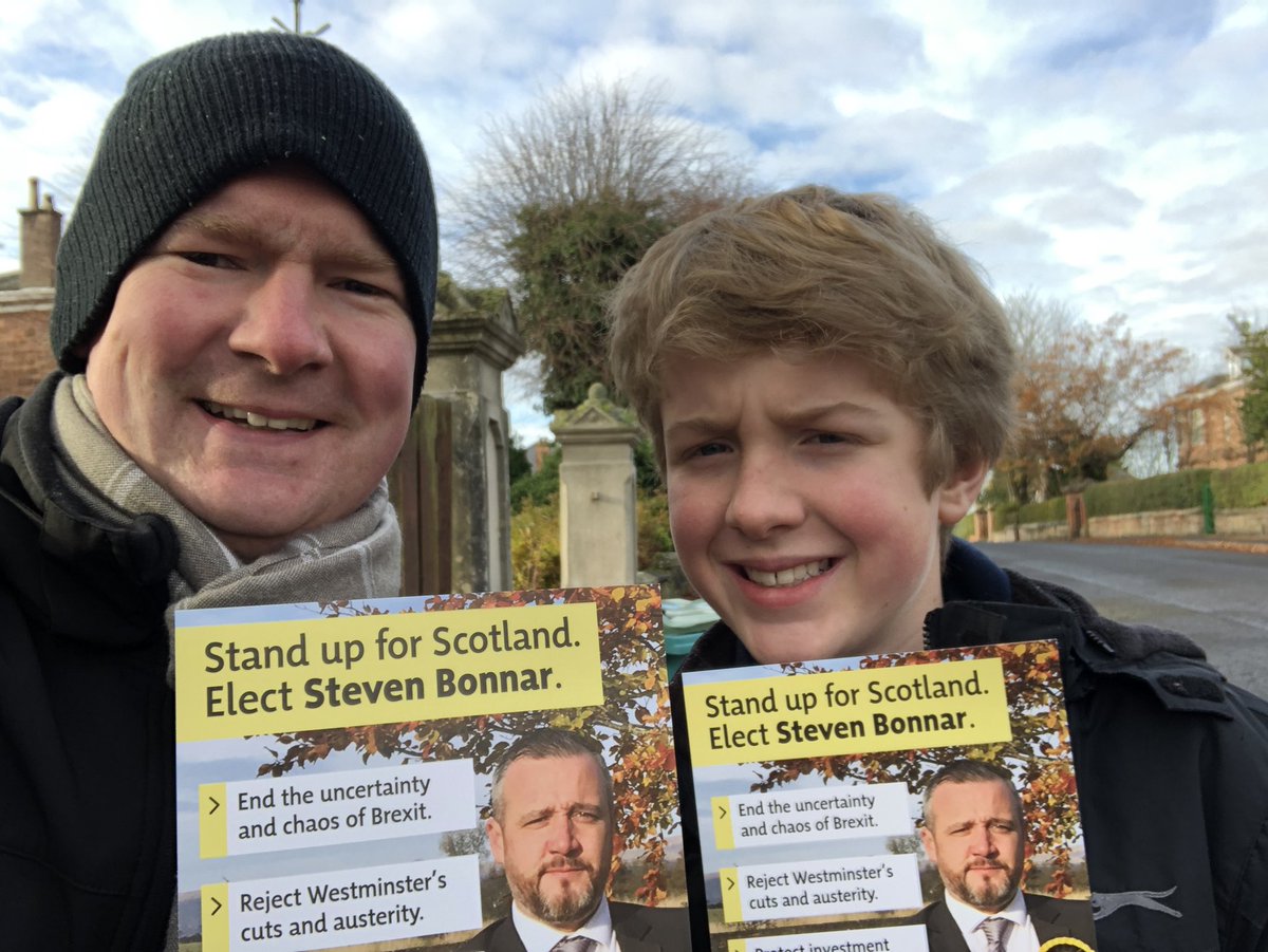 KirleyStephen's tweet photo. Me and the lad out for an afternoon leaflet drop for @CandC_SNP candidate @StevenBonnarSNP ahead of #GeneralElection2019 

#BackBonnar https://t.co/iXm3NojARP