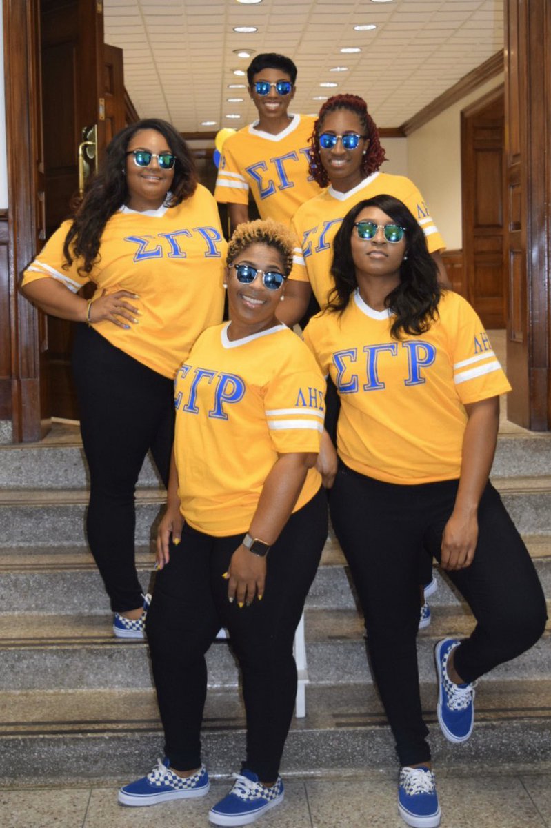 lhs_sgrhos's tweet photo. Introducing Lambda Eta Sigma Fall 2019  5 PRHOlific Visions 🏁

Soror Sonya Demps
Soror Oma Oti
Soror Shaneka Sanders
Soror Bre Moore
Soror Ebony Whitby 
We are officially a RUBY chapter! 💙💛
#LHSSGRhos #SGRHO #SERSgrho #ElevateSigma #Greater #RHOvember #Prholific #Fall2019 https://t.co/OXWNefDf8n