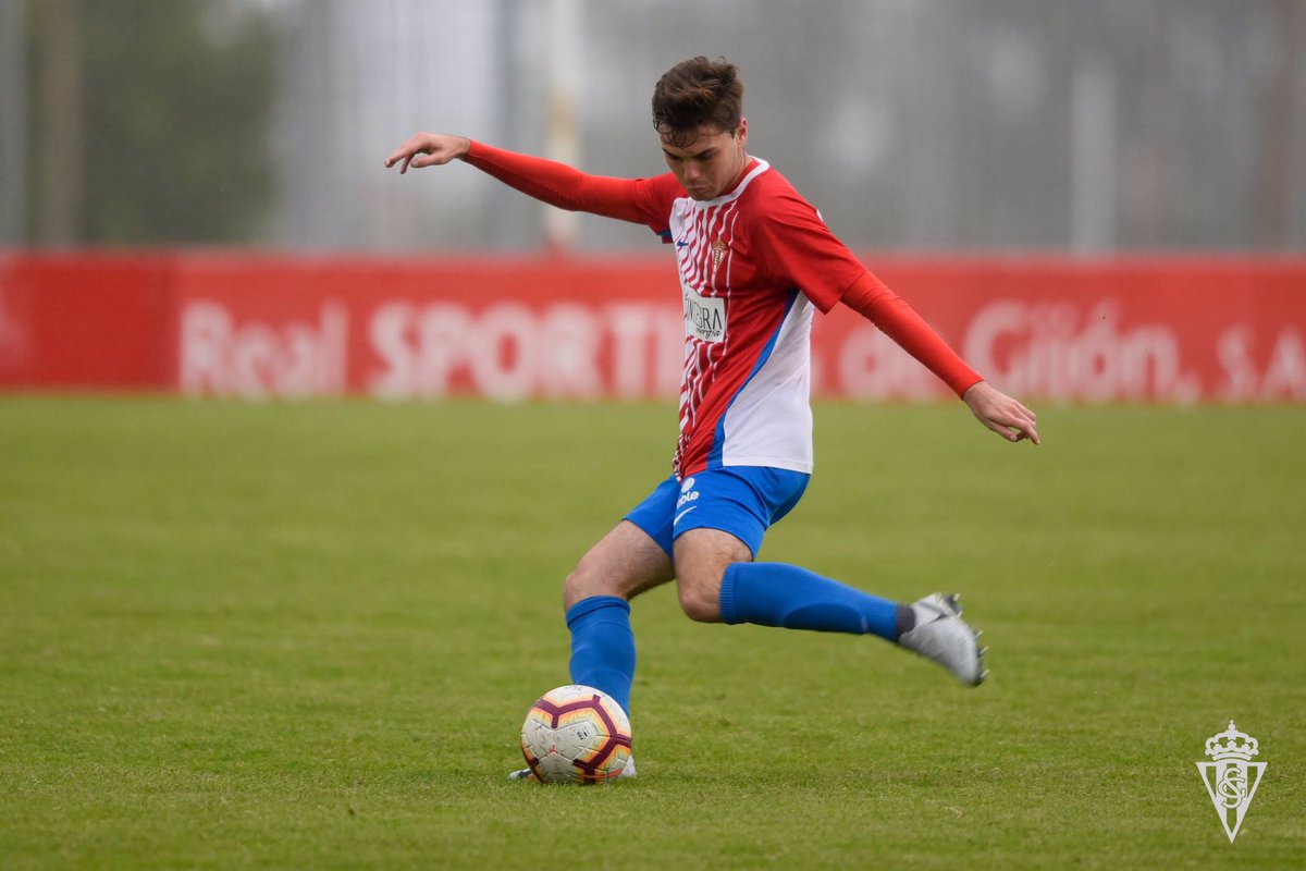 RealSporting's tweet photo. 📣 #SportingDH
⏹ División de Honor 3 - 1 Marina Sport
⚽️ Alvaro
⚽️ Iñigo
⚽️ Bartolomé
🔴⚪️ #MareoEsFútbol 🔴⚪️ https://t.co/T9U7vD0ur3