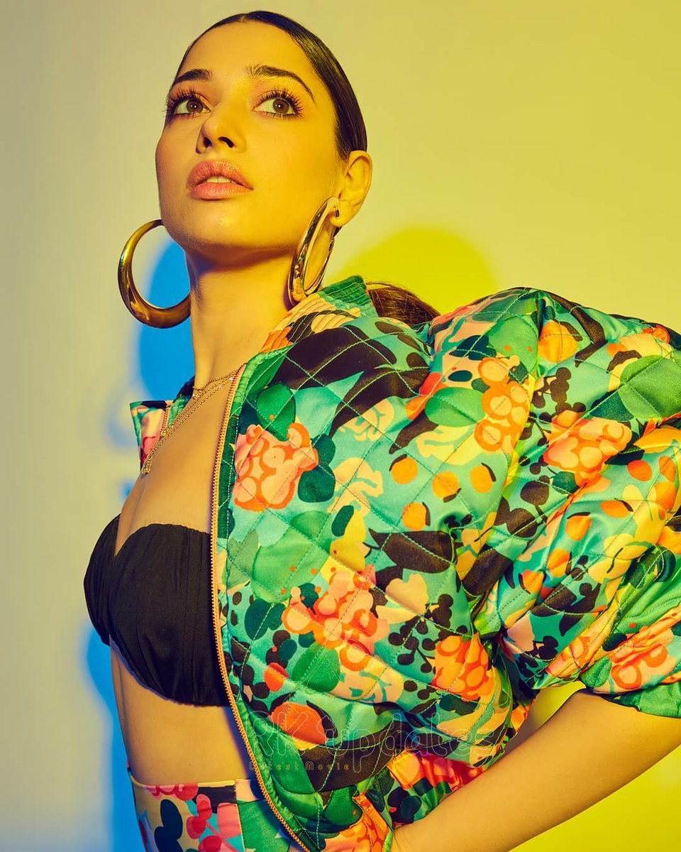 RKupdatess's tweet photo. Bright, Bold & Beautiful ππ€π§‘
@tamannaahspeaks #TamannaahBhatia #rkupdates https://t.co/UVUvUvRkrA