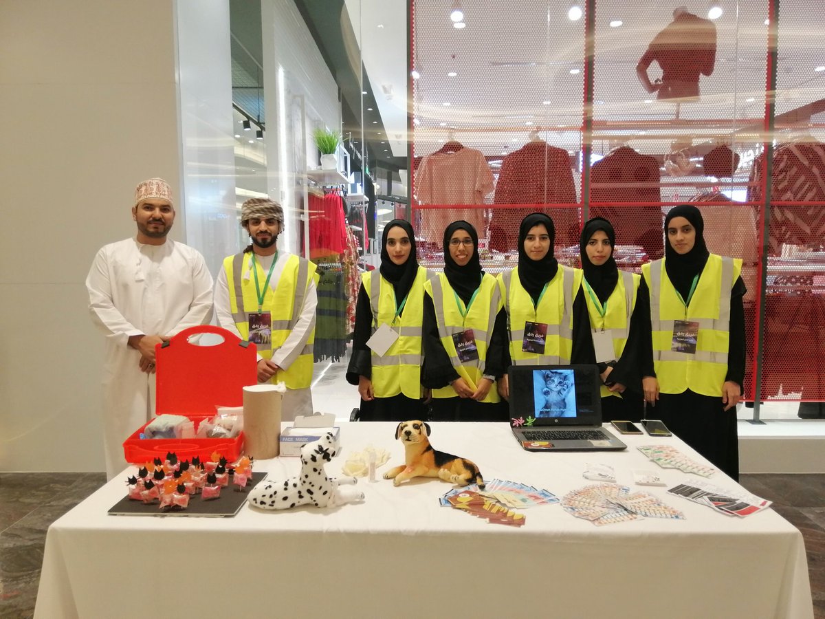 Dr_Mohd_AlAbri's tweet photo. من مشاركة طلبة قسم علوم الحيوان والبيطرة @ANVS_SQU  في مسابقة #نخلية_واقع المنظمة من قبل @Sawt_Tanmia بمسقط مول اليوم. شارك طلبتنا بمبادرة #رفق وفكرتها تقديم المشورة البيطرية والعلاج الروتيني للحيوانات في حرم جامعة السلطان قابوس مع التركيز على القطط 🐈. https://t.co/DMIyUtA1ps