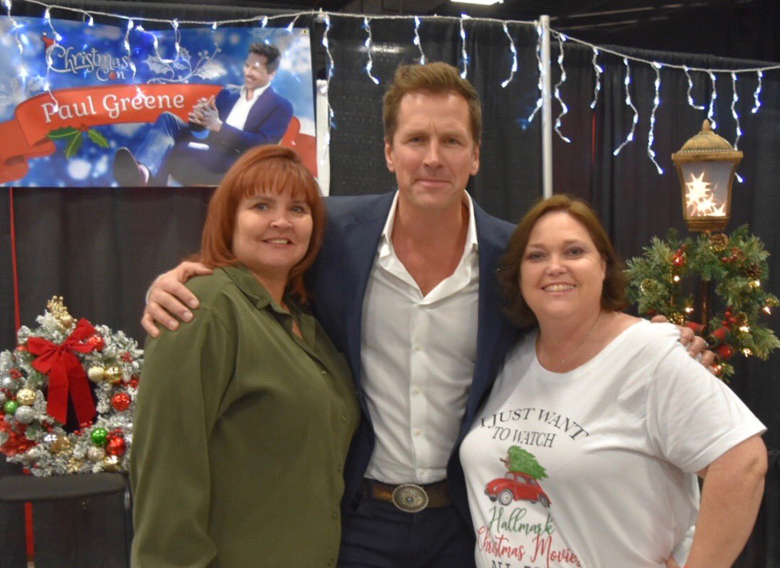 #ChristmasCon2019 #thats4entertainment  ⁦@paulgreenemedia⁩ lovely to meet Paul Greene who rocked out at the concert last night