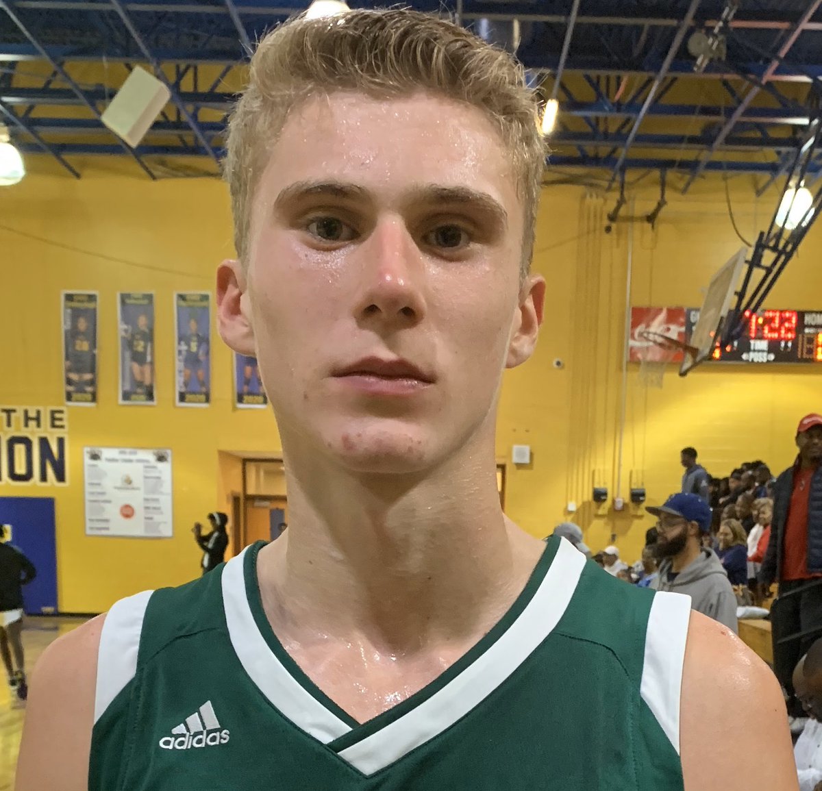 Jake Casola (Eastside) 2020

-Jake showed off some sweet feet as he had his defenders biting on every fake. High iq and knows his spots on the court very well. Casola can also step out and hit the outside J. High upside with this kid.