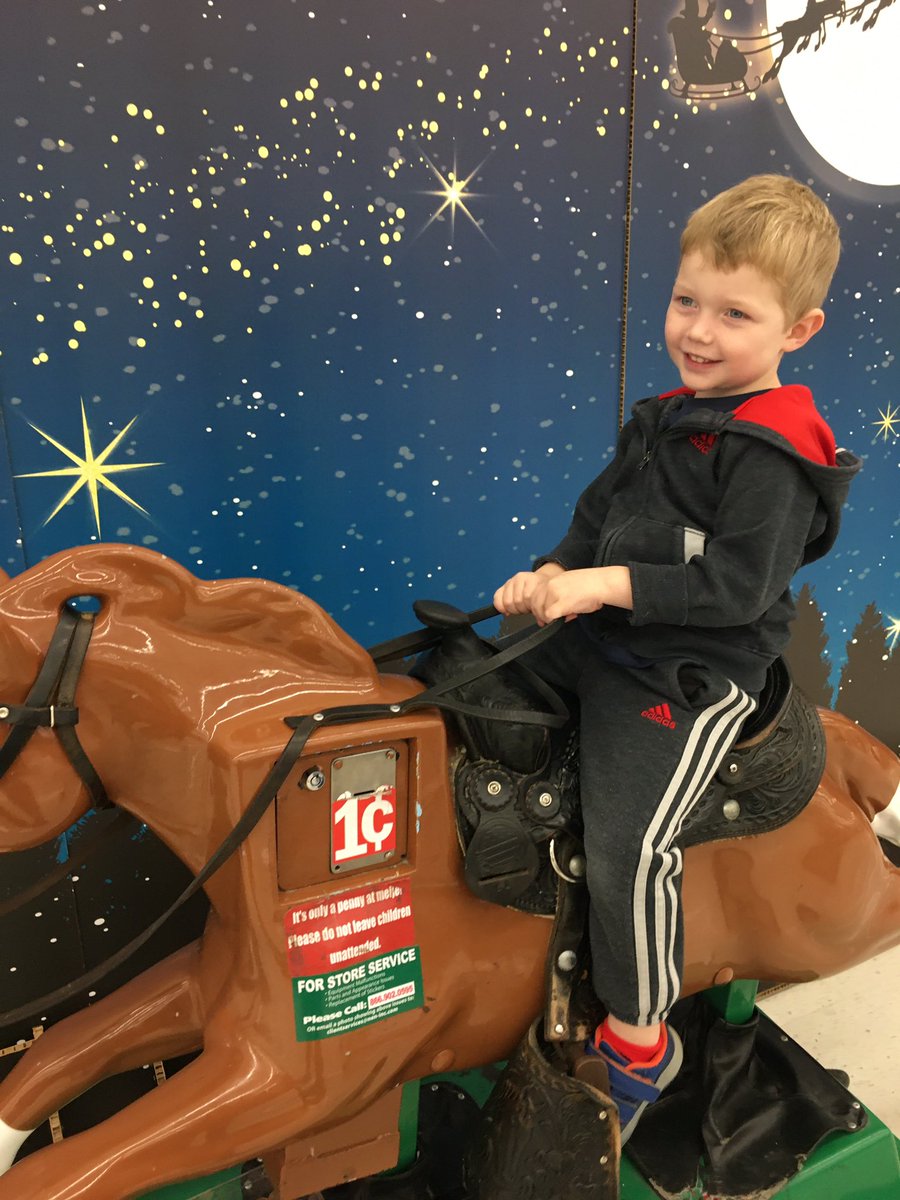 jvanhouten43's tweet photo. #SandygramSweeps https://t.co/yzaEcS0DDk